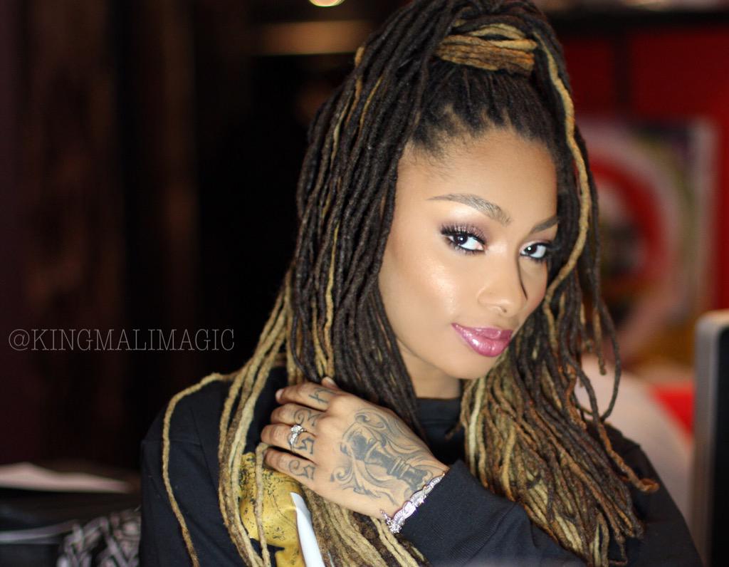 Loving this look thank u @kingmalimagic http://t.co/UvaYoavZo2