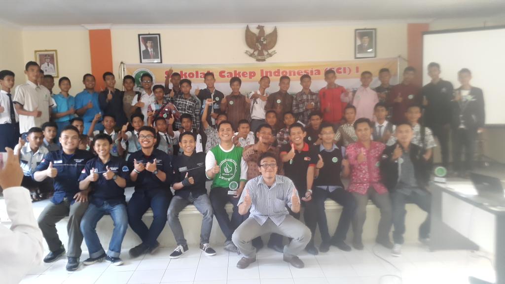 Tarraaa... inilah DUTA CAKEP #indramayu <a href="/kotaindramayu/">Kabupaten Indramayu</a> <a href="/Cakepers/">Cakep Itu INDONESIA</a> #cakep_itu <a href="/cakeppati/">CAKEP PATI</a> <a href="/bogoritu_cakep/">Cakepers Bogor</a> <a href="/ciptosgt/">Cipto|CoachLuck</a>