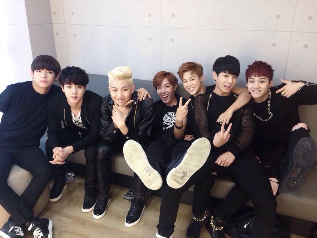 JK0901_AK0720's tweet photo. #BTS300Days
#BTS_JAPAN_DEBUT300
#BTS_JAPANdebut300days
#HappyBTS_JapanDebut300days http://t.co/F7T425EUqW
