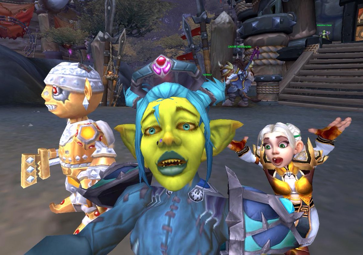 clairdeloop's tweet image. Chromie's like my stalker now.