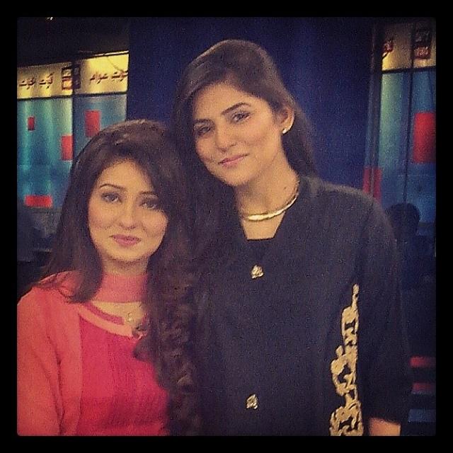 PakistanFemale's tweet photo. Summiya Rizwan &amp; sanam abdullah(ary news) http://t.co/9n5d429KT6
