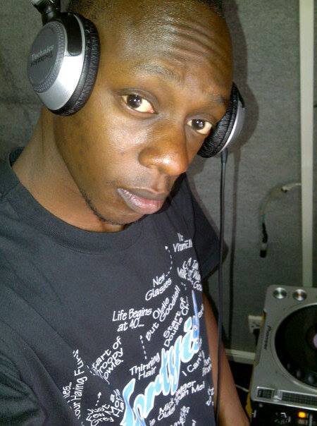 vjace_kenya's tweet photo. #THEHOTBREAKFAST @vjace_kenya on @Hot_96Kenya now http://t.co/Wj7477WzKS