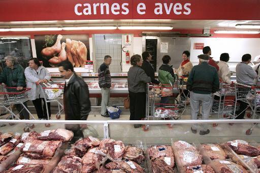 lu_lumor's tweet photo. Brazilian giants take bite out of world food sector - via @YahooFinance http://t.co/KGX3yPCuFm http://t.co/pX4bNCMhly