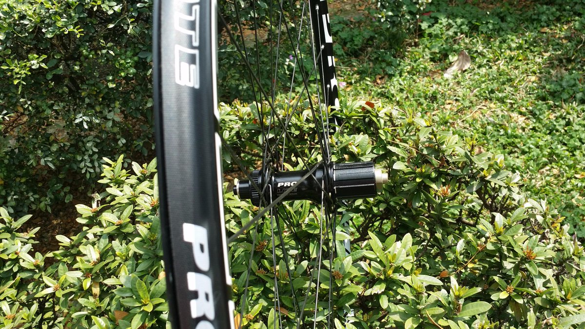 TyresSupermrkt's tweet photo. The Revo A21W disc wheels is an amazing product, 6 bolt version landing at @wigglebikeshop soon. #gotwheels http://t.co/GiFbp3ApWb