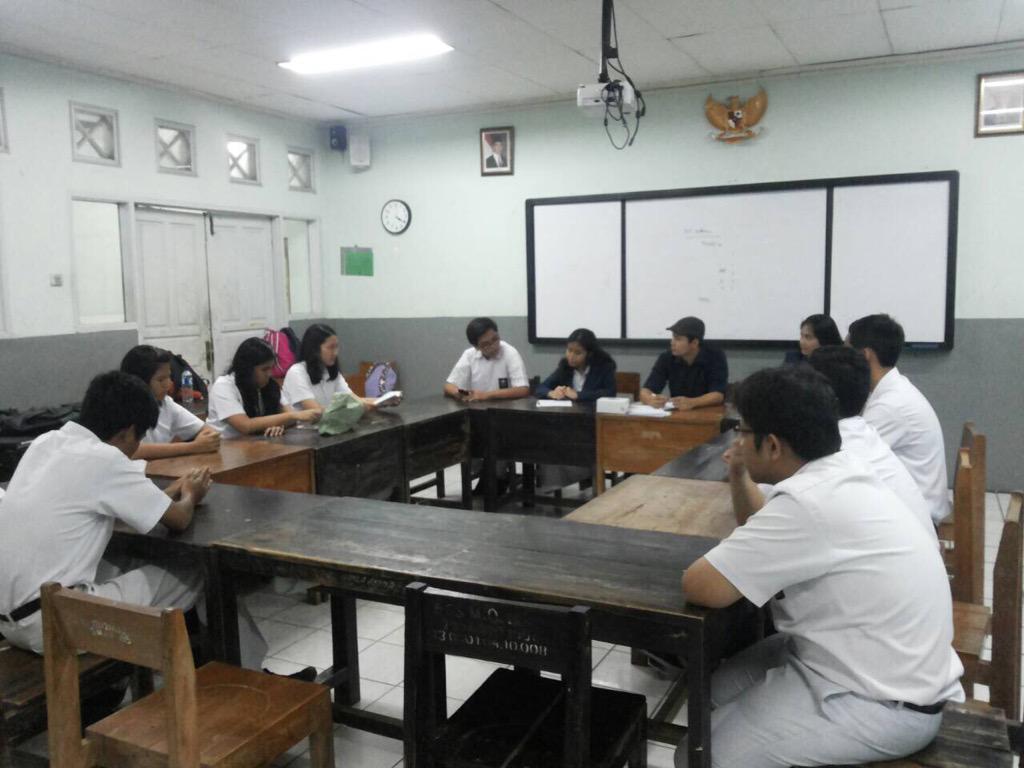 Hari ini telah berlangsung REM Subseksi Koperasi Siswa dan PMR