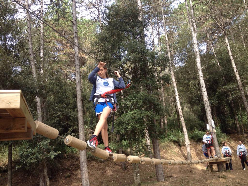 Els preinf. i infantils han entrenat 1h 30' i han fet el bosc vertical abans de dinar #matinsatope #campus3segons