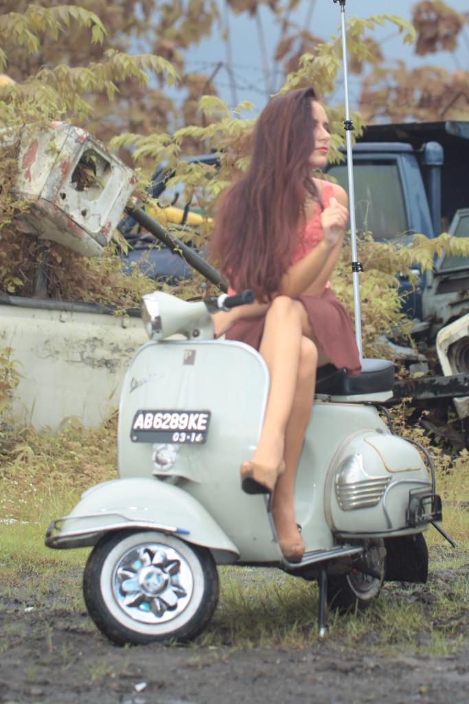 hashasta's tweet image. 11-12"@AdhieFlavianus: ngganteng "@hashasta: Sembra una Vespa http://t.co/fJxvn5ARlM""