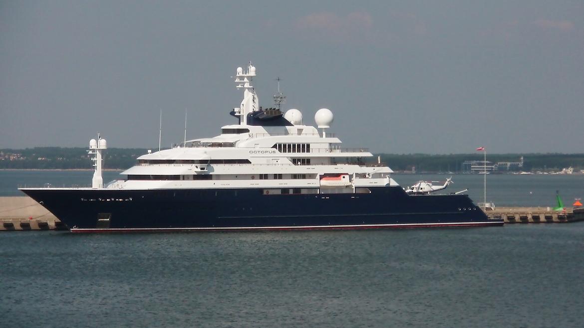 YACHTemoceans's tweet photo. #MYOctopus found battleship #Musashi on #expedition http://t.co/H4zlDmcZPR #yachts #yacht #superyacht #boat #ship http://t.co/HIzlkKs61g