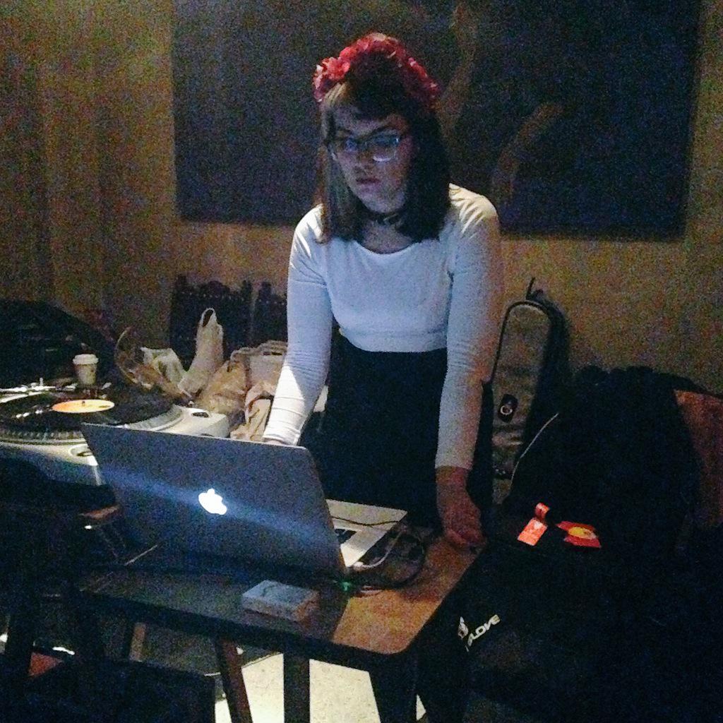 SadieG_JP's tweet photo. Thank you for letting us Play and DJ.
Love you always xxx
#yeahokay #proxywarmusic #sadieg http://t.co/J8uMAgwikK