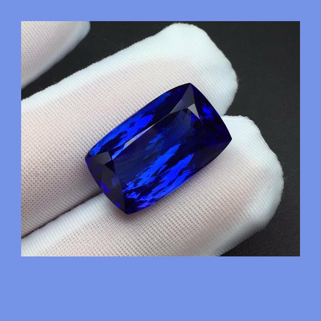 JefferySjr's tweet photo. #blockD#tanzanite #darkblue. What's app+86 18500846128. #w微信#wechat;2425233729 #gemstone #gem http://t.co/LVA4uWp5yM