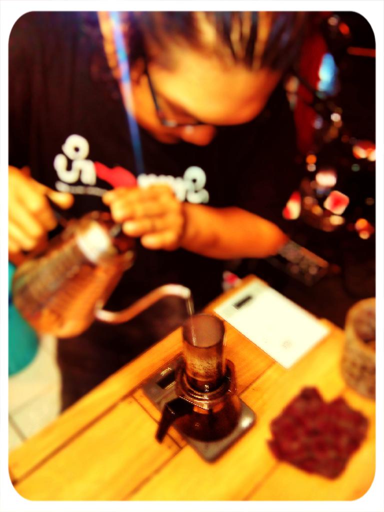 YFMovement's tweet photo. @wisangkopi kakaaaak , buka jam berapa hari ini http://t.co/Mr4SdExMFl