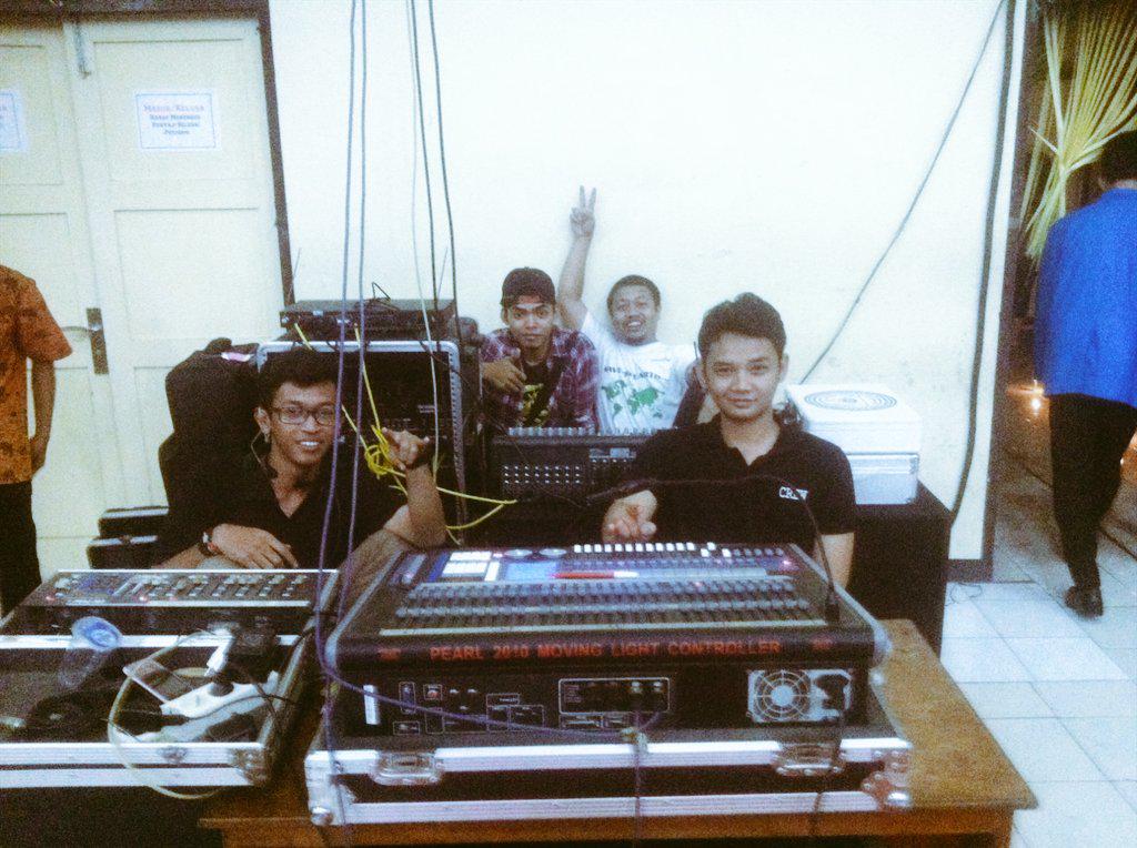 gizha miftakhul (@gizhamf) on Twitter photo 