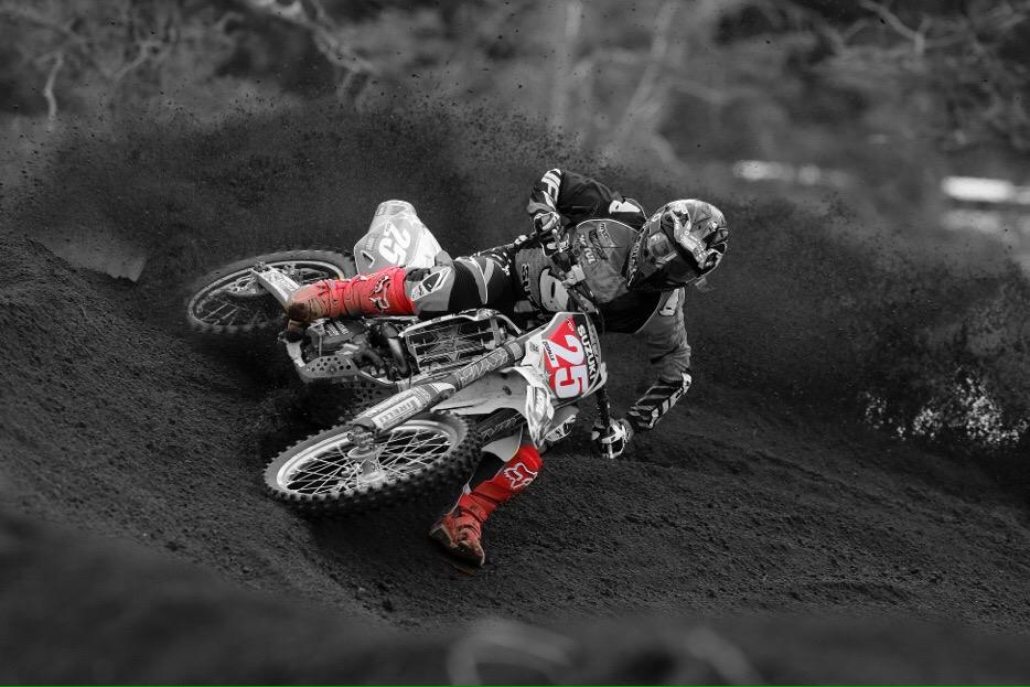 FoxHeadEurope's tweet photo. MXGP Red Plate holder Clement Desalle had matching Fox Instinct Boots yesterday at #MXGPArgentina #mxgp2015 http://t.co/2L1P4FKc2V