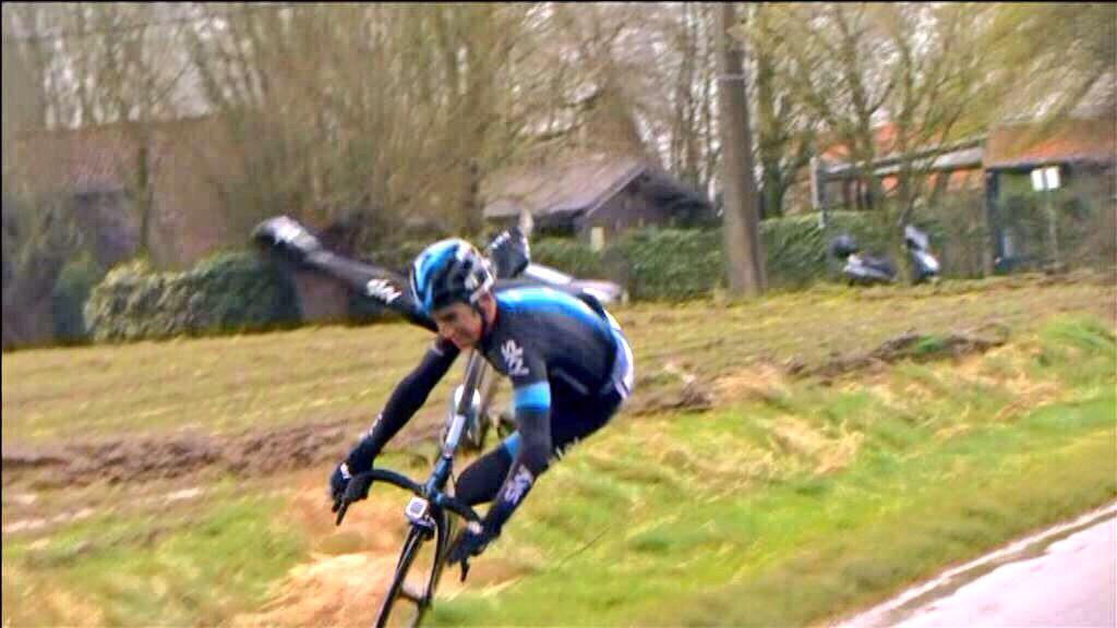Best WHIP ever in Lycras!! XC,DH,4X,Rampage....boys time to update our skills..those "routiers" are on fire!!