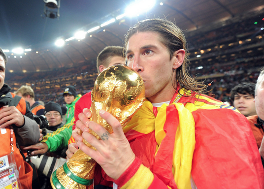 Happy 29th birthday Sergio Ramos! His honour list includes the FIFA World Cup and UEFA Champions League. 