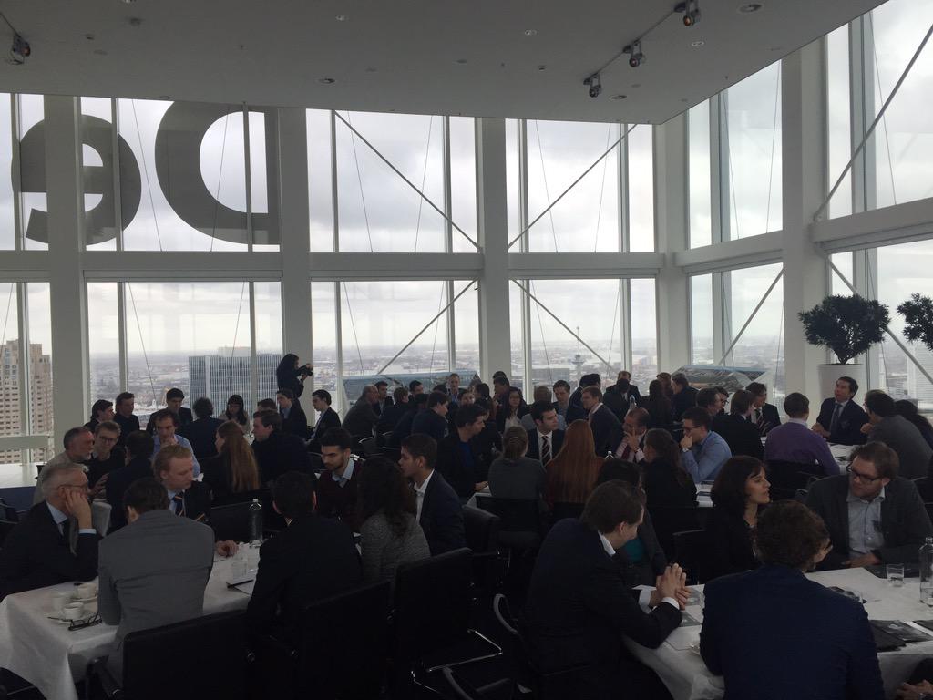 larssorensen's tweet image. @EFRBusinessWeek students learn from @HansUbbink @fransweisglas @richardlamb @ArkovanBrakel @MarcSluszny @KlaasWeima