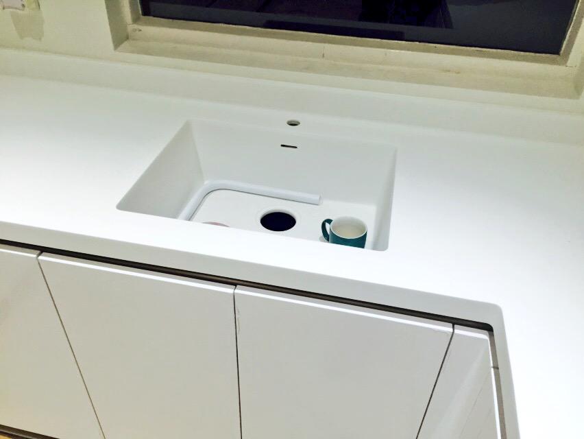 titansurfaces's tweet photo. A few pics from a London job last week.. #sheffieldissuper #corian #staron #southyorkshire http://t.co/9ivmAkTjD1