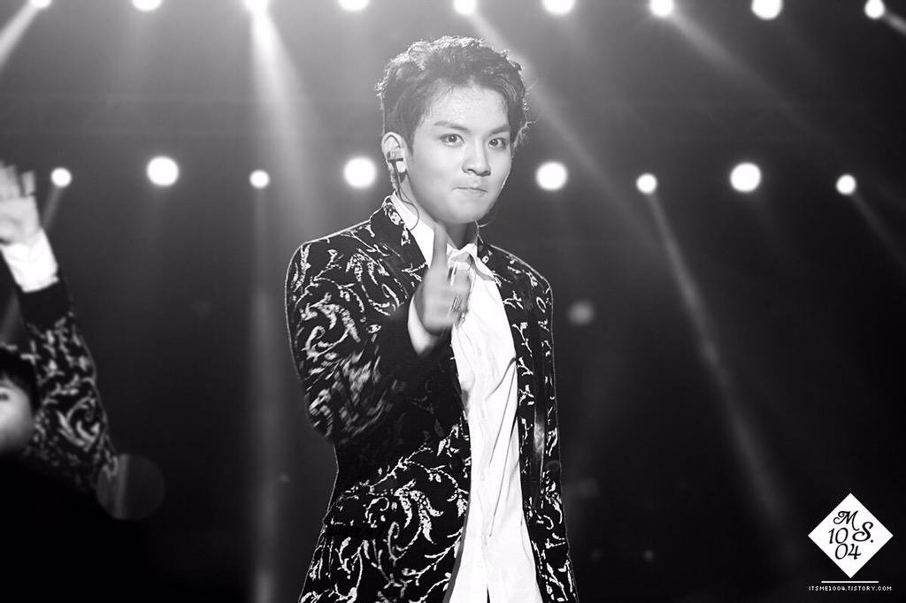 150328 뮤직뱅크 in 하노이 #틴탑 #리키 Preview cut ▶️ 넌 최고야 👍