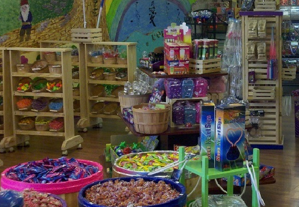 AllStoreDisplay's tweet photo. #WoodDisplays bring an earthy warmth &amp; character to any retail store #AllStoreDisplays
http://t.co/imv28yukVQ http://t.co/dr9hl1UNOh