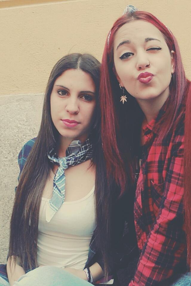 Lydiadelahoz's tweet photo. Me queda nada pa volverla a ver 💗 http://t.co/yh3oqKkHjG