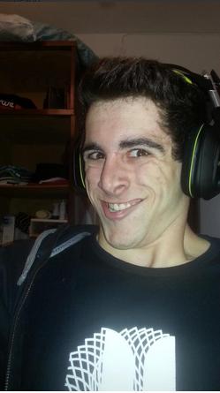 FreshWonkaa's tweet photo. Has cegado a tu compañero de equipo, el gritando por la puta cegadora sin saber que as sido tú y tú tal que asi. http://t.co/FzPC1Xh6wH