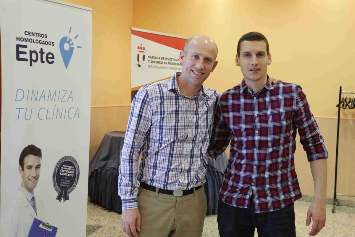 ionclinics's tweet photo. #CursodeEPTE en #león. #electrolisispercutanea. Más fotos en nuestro facebook http://t.co/IW1U43wA65 http://t.co/gg2hb49Ptr