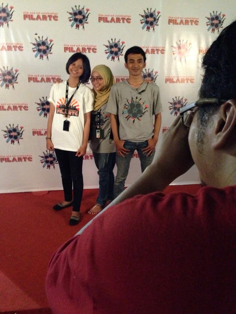 Tim sekretariat <a href="/FILARTC/">Film&ArtCelebration</a> dengan Husnul dan Bene :)