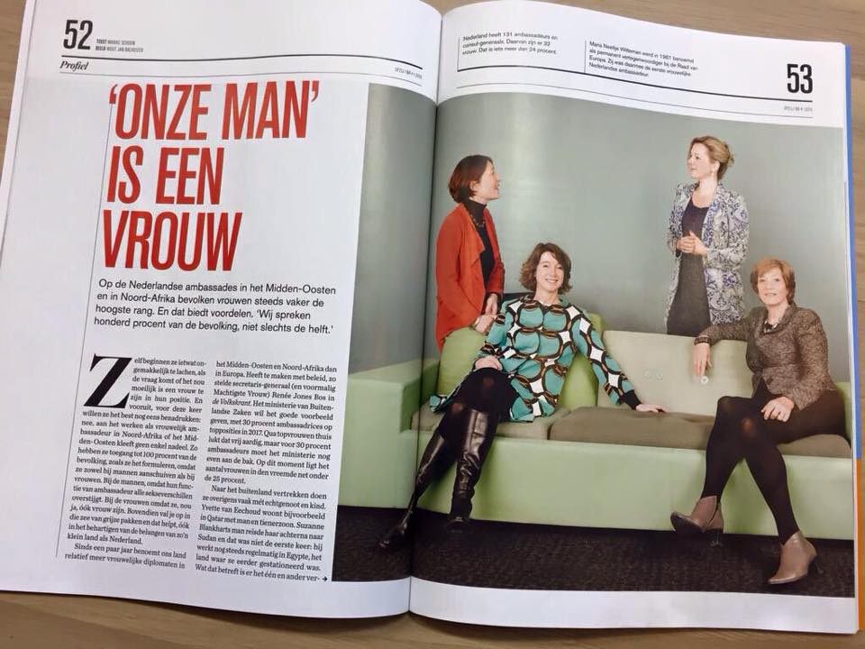'Onze man is een vrouw' <a href="/opzij/">Opzij</a> <a href="/NLambassadeurs/">NL 🇳🇱 ambassadeurs</a> <a href="/susanblankhart/">Susan Blankhart</a> <a href="/YvettevEechoud/">🕊️</a> <a href="/HesterSomsen/">Hester Somsen</a> en CdPAlgiers <a href="/minbuza/">Ministerie van BZ</a>