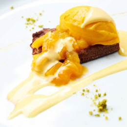 Torrija de pan de especias, compota de mango y natillas de Gordon Xmas - blog.bierwinkel.es/torrija-de-pan…