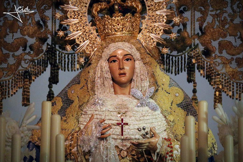 BpresentacionAP's tweet photo. Lunes Santo: Ntro. P. Jesús en la Presentación al Pueblo y Ntra. Sra. del Amor y Sacrificio. (Dos Hermanas) #PAPSS15 http://t.co/cE35qnUBZF