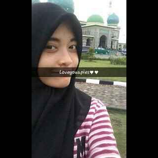 Peri cantik <a href="/Putrirosa11Rosa/">Atika Putri</a> :*