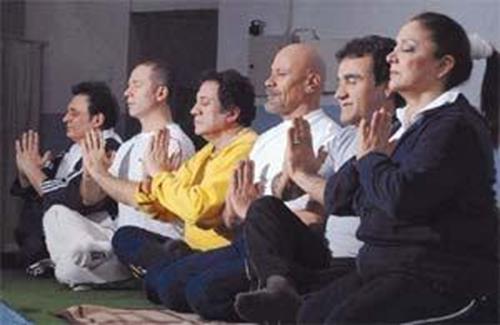 ceylanlarus's tweet image. Meanwhile İzzet Altınmeşe, Belkıs Akkale, Selahattin Alpay, Hayri Şahin ve Sümer Ezgü