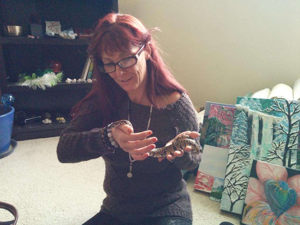 sunweaver1's tweet photo. Getting over my fear of snakes http://t.co/nSqm3rpvAH