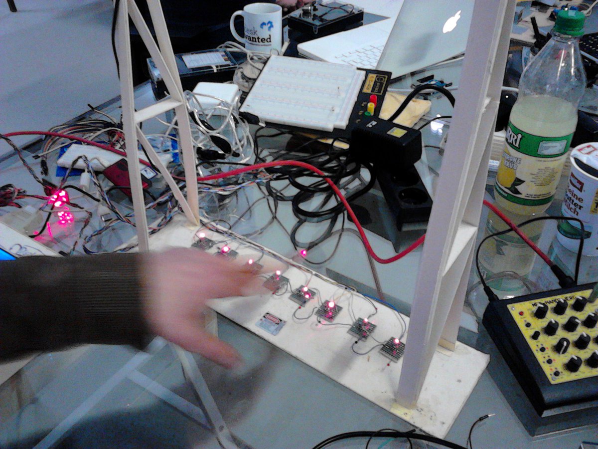 nodepond's tweet image. Laserharp @dingfabrik #ArduinoD15 #arduino