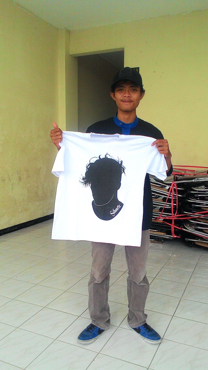 tandonaja's tweet photo. monggo diorder kaos siluet wajahnya gan, harga bersahabat...
info lebih lanjut :
visit https://t.co/2GIk01DWF5
trims http://t.co/gAF0NjRk4x
