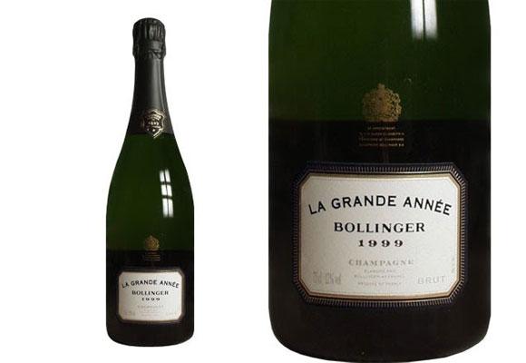 TheLuxonomist's tweet photo. La Grande Année y la mujer del vino, Mme Bollinger @Alvarez_jcar http://t.co/002sKyXSbl http://t.co/02EPyb2pdp