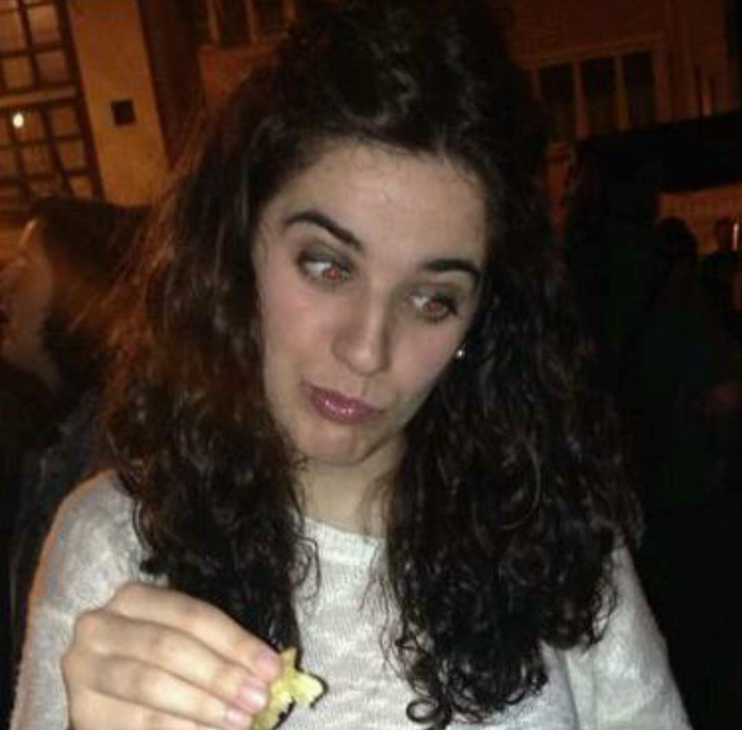 CFLeireBengoa's tweet photo. Hasta así ligo #PutaAma http://t.co/xAcmFyzVQ3