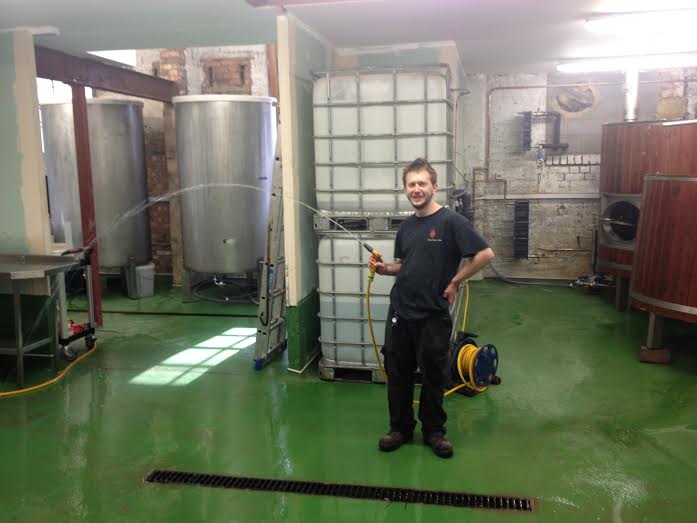 GBrewery's tweet photo. I'm a little teapot! #GBrewery #craftbeer #cleanbrewing #tankgloucester http://t.co/o30UwDWvwd