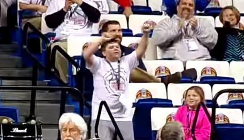 “<a href="/Herdotie/">Her.ie</a>: VIDEO: Kid Dancing Along to 'Happy' Will Put a Smile on Your Face her.ie/entertainment/… ”