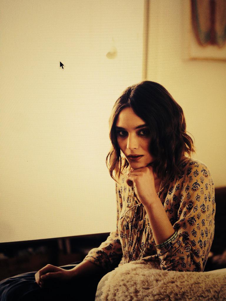 PaoloPowell's tweet photo. New Nomads AW15 @fellowdreamers @nomadsclothing @makemeup19 with the lovely Marcie http://t.co/H7kt4Kb9Rj