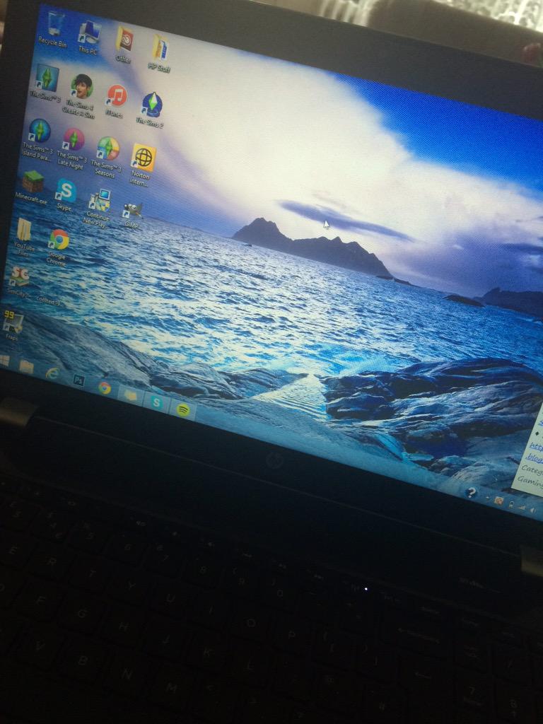 xBritishSimmer's tweet image. Internets back!!!💘😄