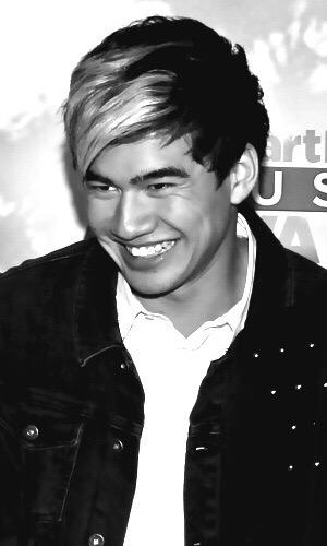 Fivesosonline's tweet image. Happiness 😍