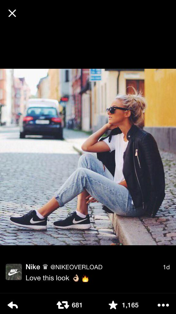 likableclothes's tweet photo. I want everything @NlKEOVERLOAD tweets omg 😍😍 best nike Twitter account!!💦 everyone should follow them 💎💙 http://t.co/mTcf3b2nvT