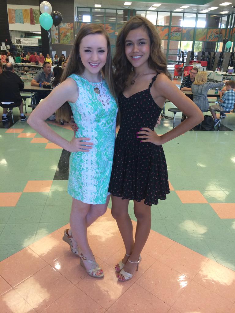 beverley_97's tweet photo. Happy birthday maddy❤️👯🎉Love you!! @madison_tighe http://t.co/rhI7psKbLH