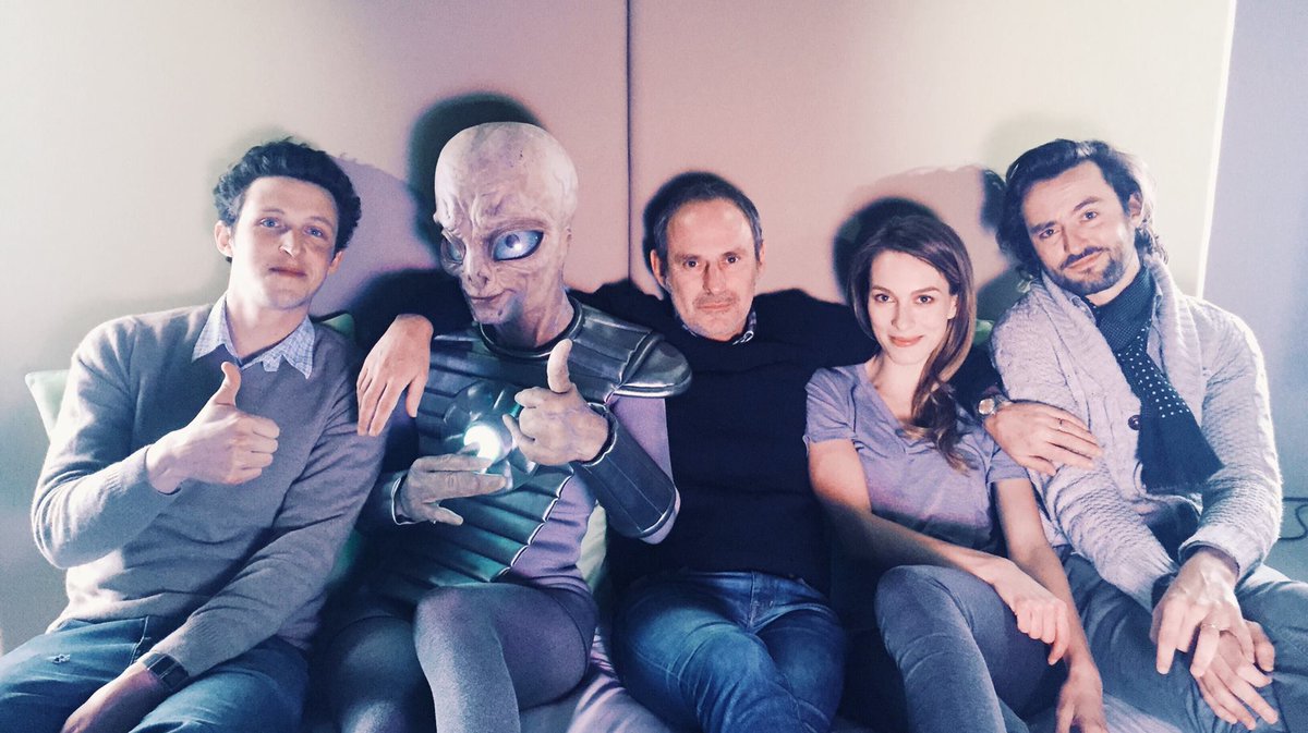 Dans les fêtes de fin de tournage, on finit toujours avec des gens un peu space!
#Campanile #pub #Ponk #Tournage