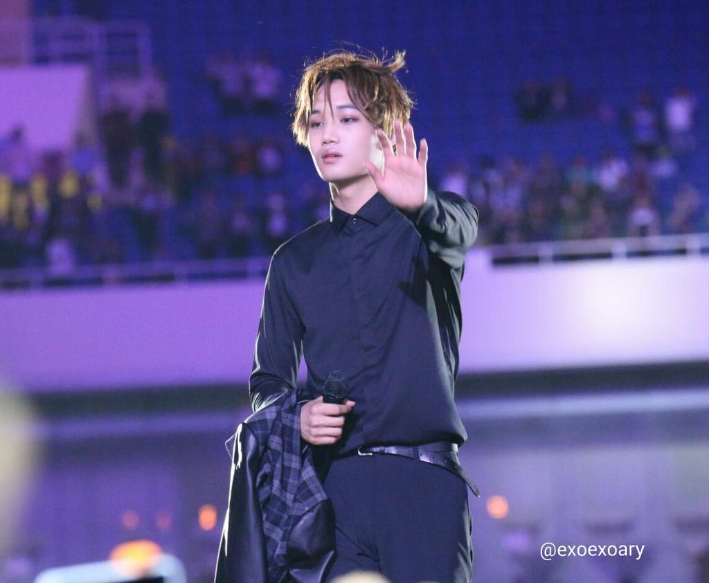 exoexoary's tweet photo. @exoexoary 
150328  Hanoi - KAI❀ http://t.co/Wd4TgqLcRP