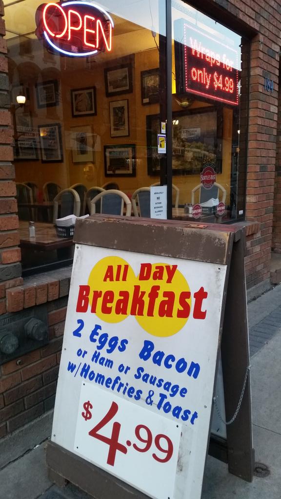 TheJetCafe's tweet photo. Monday delights on our special lunch board, picture below @TheJetCafe
#HamOnt http://t.co/JodjtsPPAO