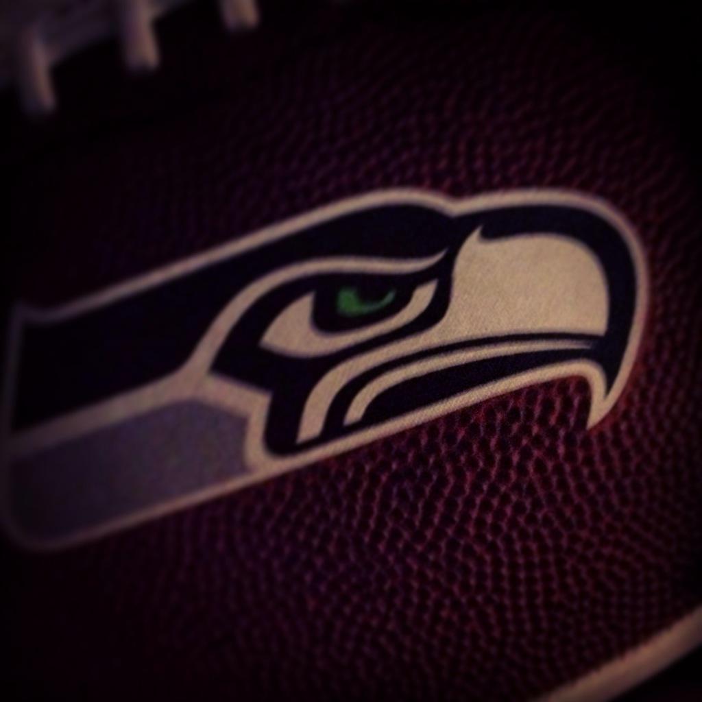 Seahawks  fan let\s wish the best CB in football a happy birthday Richard Sherman 