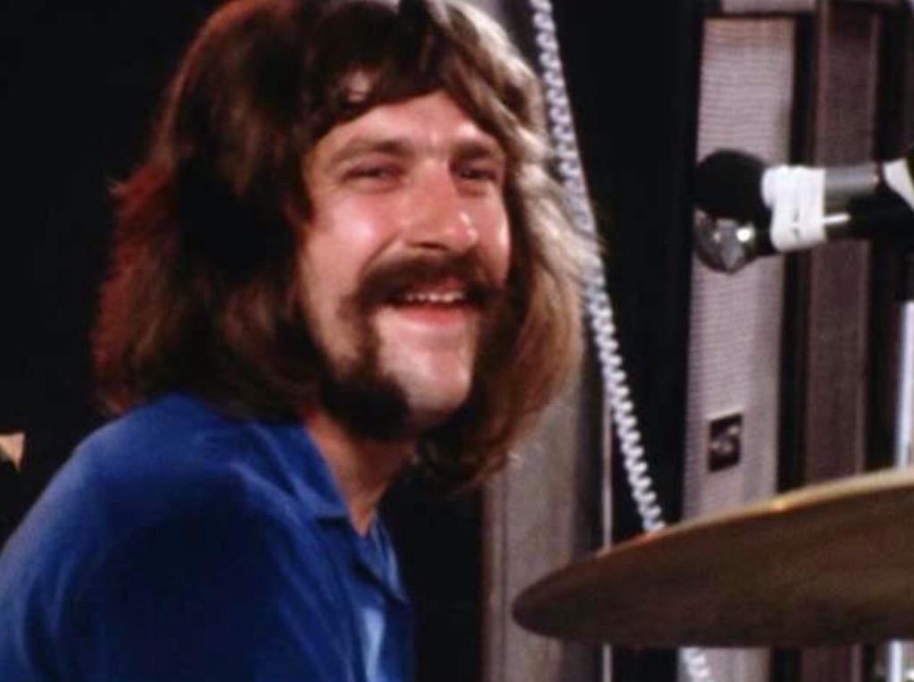 30/03/1941 Happy Birthday, Graeme Edge, drummer and songwriter
of The Moody Blues 