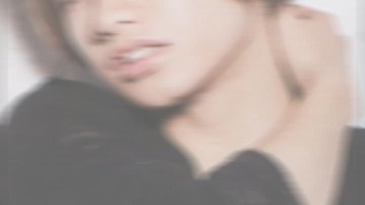 _Sxyzn's tweet photo. ￣

　　　世界中を

　　　　　　　　　敵にしても

　@@

　　　　　Ｒ tw

　　　　　　　　↓↓

　　　　　　　　　　　Ｆ lw

〝　〟

　　　　　　　　　　　君だけは

　　　守るよ

　　　　　　　　マジで

＿ http://t.co/rPBDGiuwYA